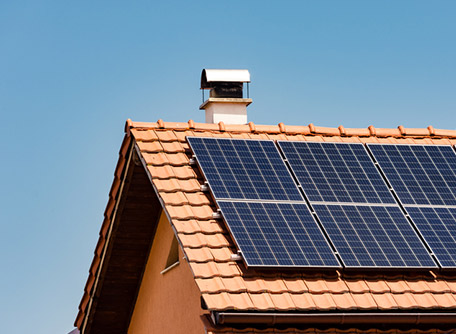 Pourquoi Installer des Panneaux Solaires à Grenoble ? 4 arguments